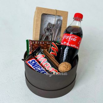 Коробка на 23 февраля с шок. инструментами